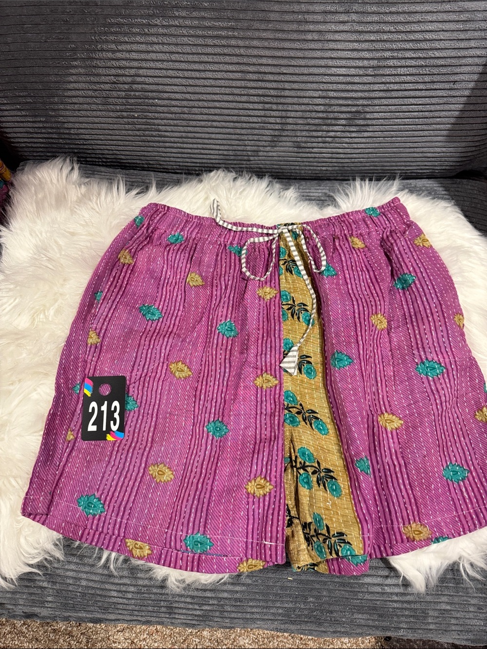 213 KANTHA Shorts 16-20” Waist REVERSABLE wearable Art Lightweight size friendly